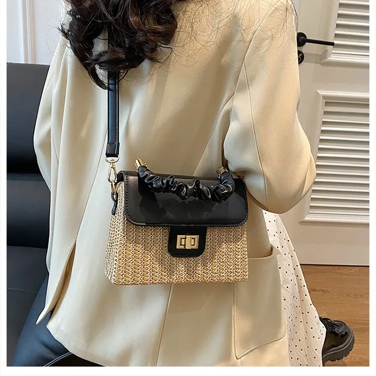 Leather Classic Diaper Bag For Women Elegant Designer Tote Large Capacity Fashionable Commuter Minimalist Vintage Shoulder Bag