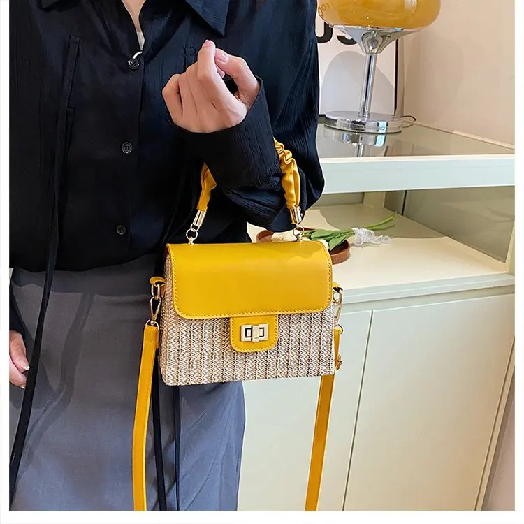 Leather Classic Diaper Bag For Women Elegant Designer Tote Large Capacity Fashionable Commuter Minimalist Vintage Shoulder Bag