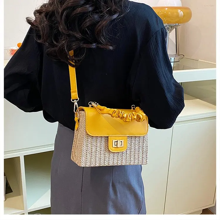 Leather Classic Diaper Bag For Women Elegant Designer Tote Large Capacity Fashionable Commuter Minimalist Vintage Shoulder Bag