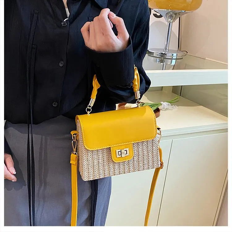 Leather Classic Diaper Bag For Women Elegant Designer Tote Large Capacity Fashionable Commuter Minimalist Vintage Shoulder Bag