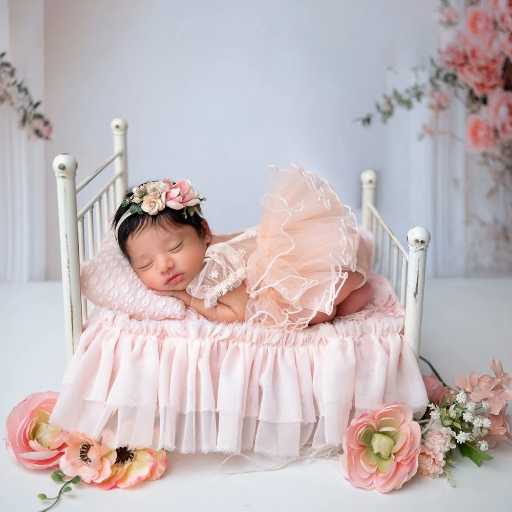 Newborn Photography Props Girl Lace Romper Ruffle Sleeve Infant Photoshoot Outfits Backless Baby Jumpsuit Studio Posing Costume