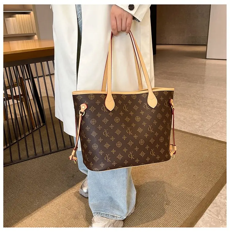 Elegant Leather Classic Designer Paris Fashion Large Capacity Crossbody Bag For Women Luxury Brand Stylish Diaper Bags