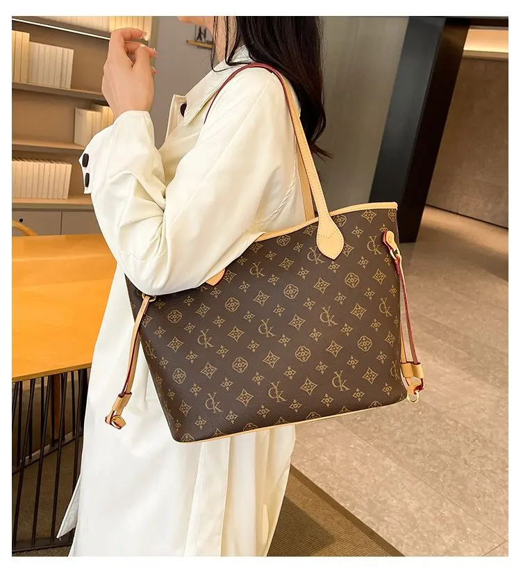 Elegant Leather Classic Designer Paris Fashion Large Capacity Crossbody Bag For Women Luxury Brand Stylish Diaper Bags