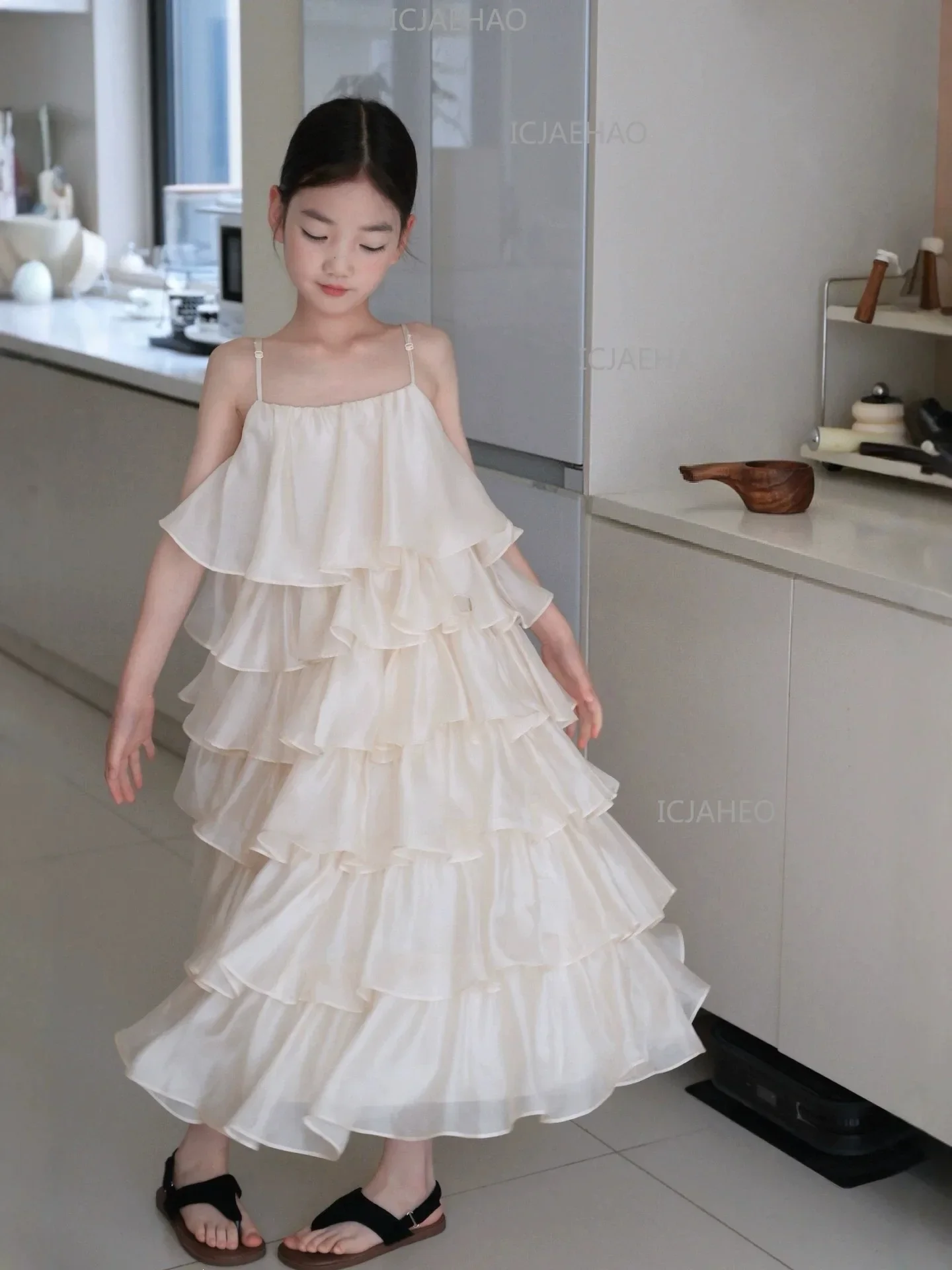 2026 Children Beige New Kids Princess  Simple Sleeveless Display Style Pageant Girls Dress SummerGown Costume Elegant Fashion