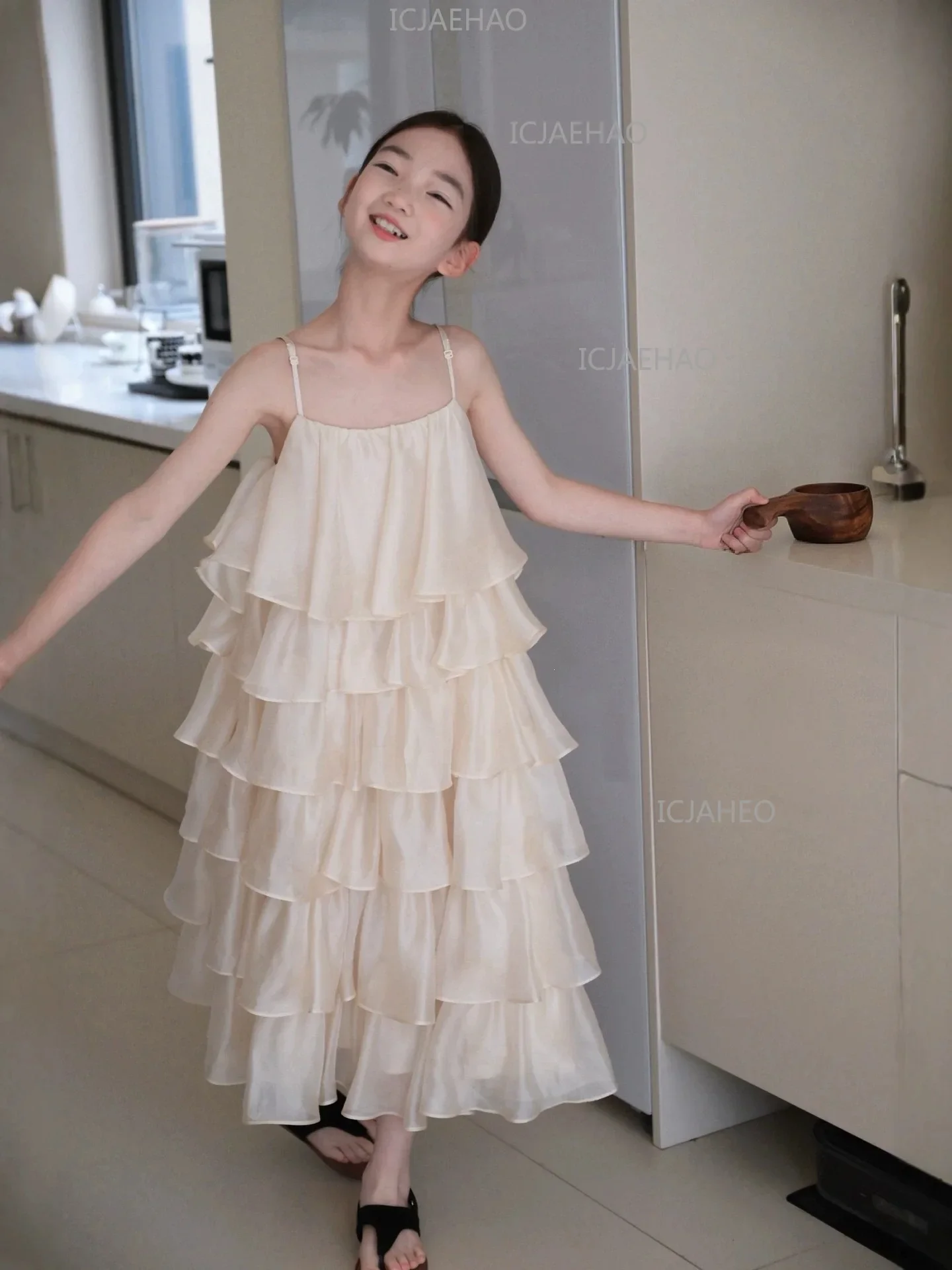 2026 Children Beige New Kids Princess  Simple Sleeveless Display Style Pageant Girls Dress SummerGown Costume Elegant Fashion