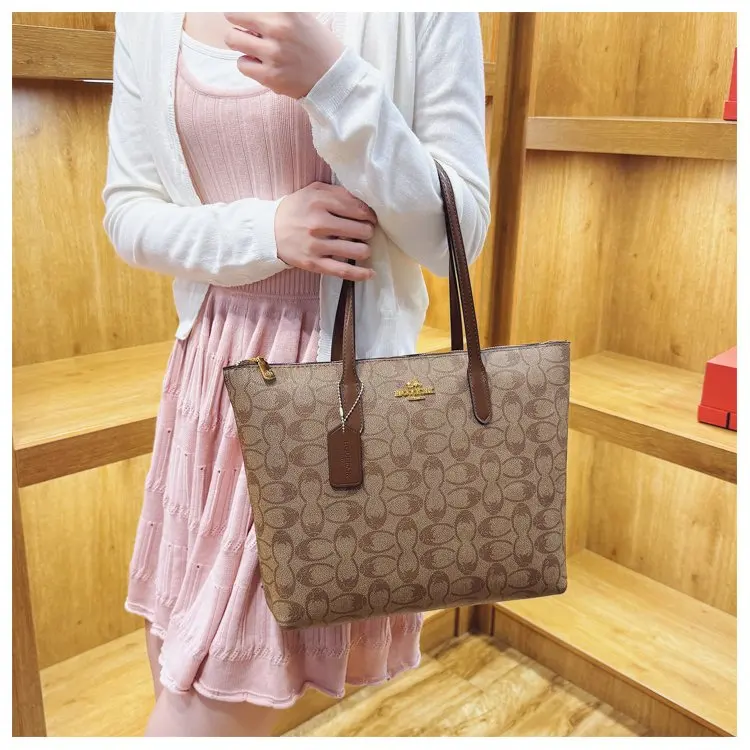Elegant Chic Commuter Classic Diaper Bag Crossbody Handbag For Women Stylish Leather Large Capacity Tote