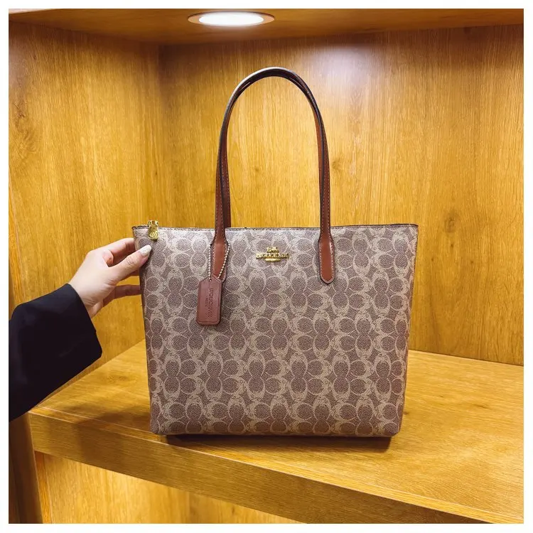 Elegant Chic Commuter Classic Diaper Bag Crossbody Handbag For Women Stylish Leather Large Capacity Tote