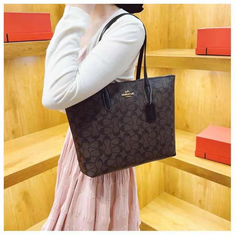 Elegant Chic Commuter Classic Diaper Bag Crossbody Handbag For Women Stylish Leather Large Capacity Tote