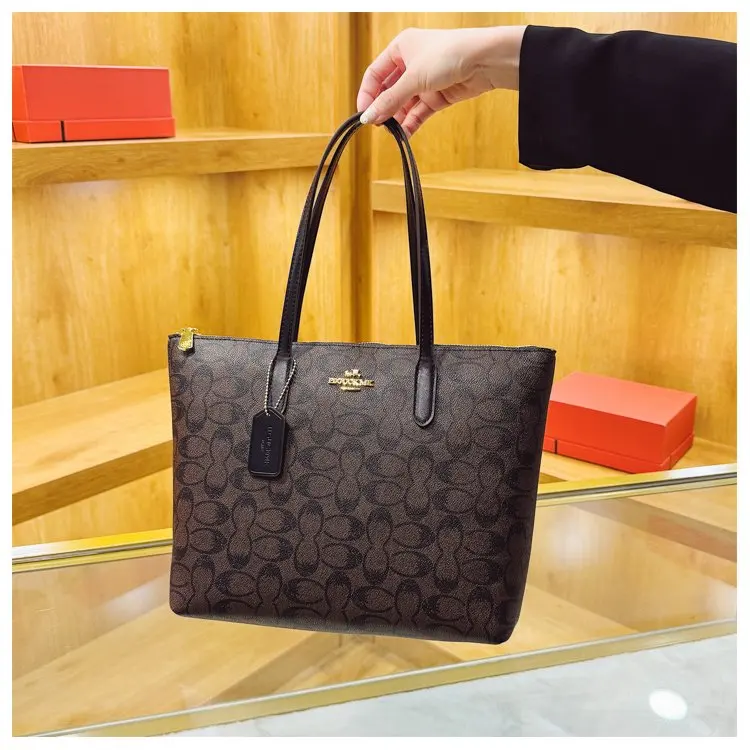 Elegant Chic Commuter Classic Diaper Bag Crossbody Handbag For Women Stylish Leather Large Capacity Tote