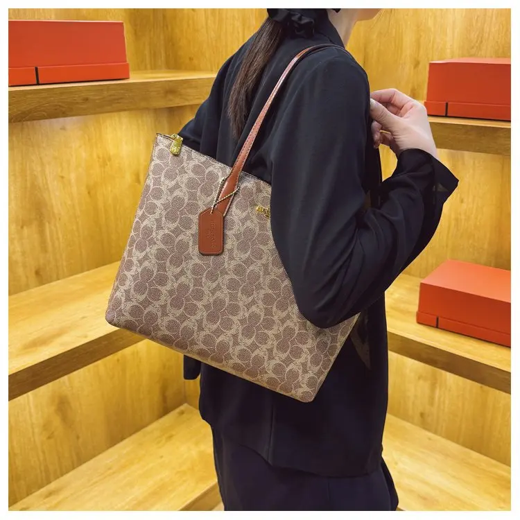 Elegant Chic Commuter Classic Diaper Bag Crossbody Handbag For Women Stylish Leather Large Capacity Tote