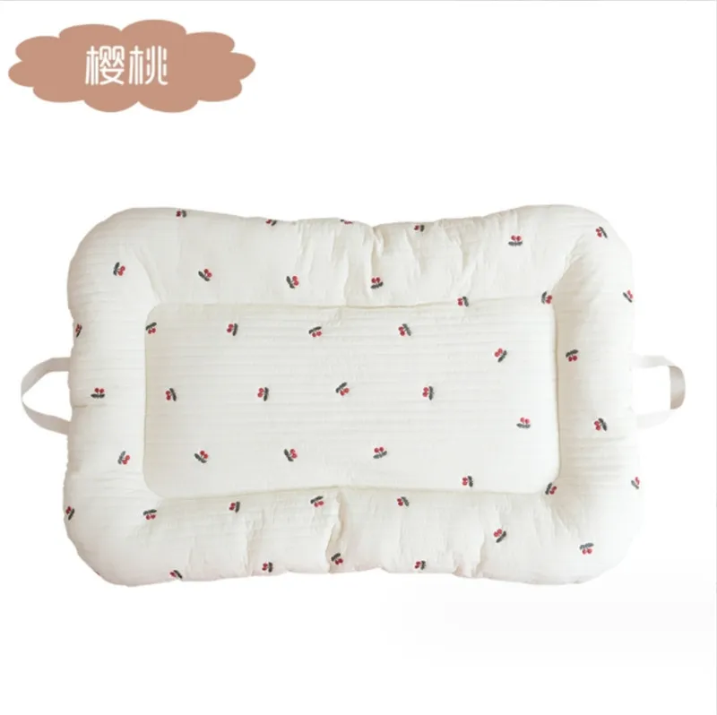 Newborn Pure Cotton Quilted Portable Mattress with Double-sided Use 3D Breathable Mesh Mattress Portable Mattress Kindergarten