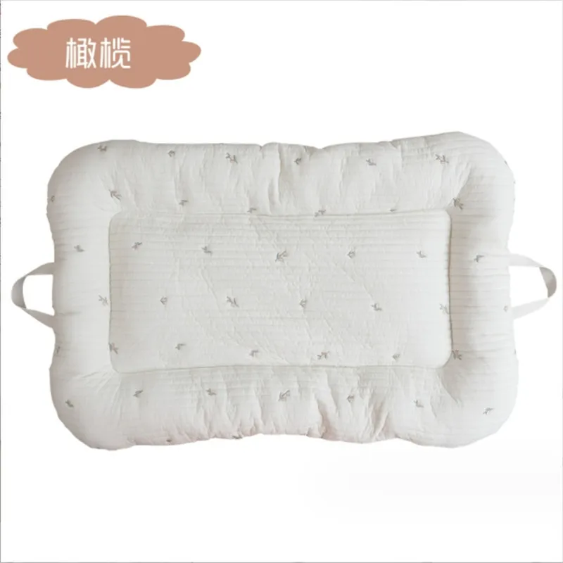 Newborn Pure Cotton Quilted Portable Mattress with Double-sided Use 3D Breathable Mesh Mattress Portable Mattress Kindergarten
