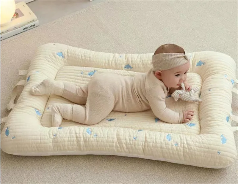 Newborn Pure Cotton Quilted Portable Mattress with Double-sided Use 3D Breathable Mesh Mattress Portable Mattress Kindergarten