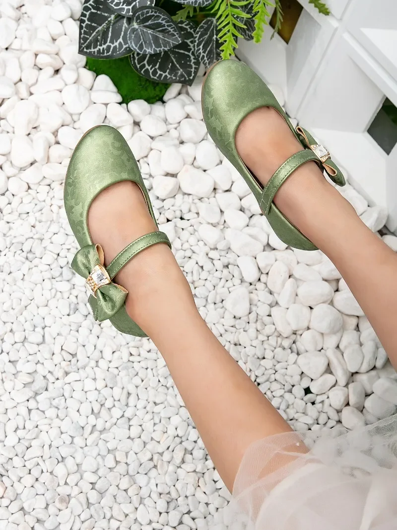 2025 Spring Girls Party Dresses Shoes Elegant Bowknot Catwalk Children High Heels Fashion Kids Princess Wedding Leather Shoes