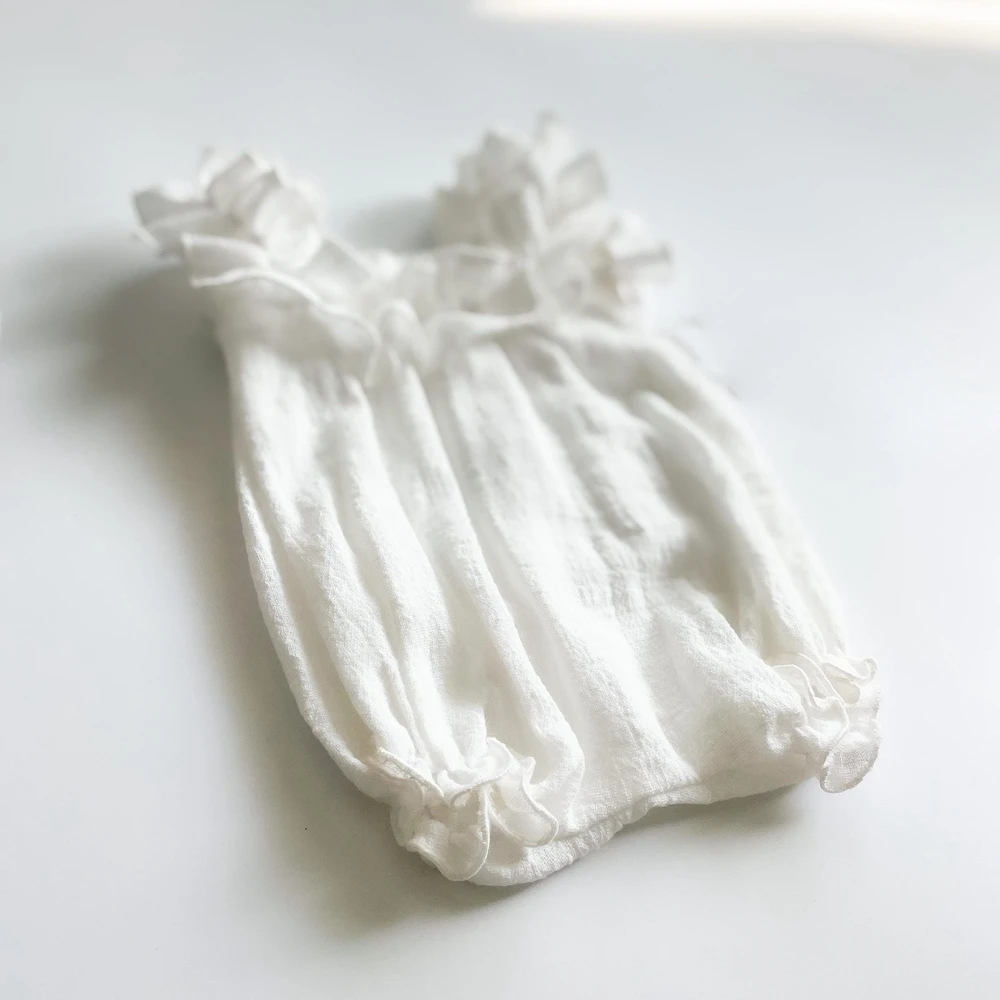 Newborn Photography Prop Set White Ruffle Romper with Headband Baby Photo Shoot Outfit 0-3 Months Newborn Portrait