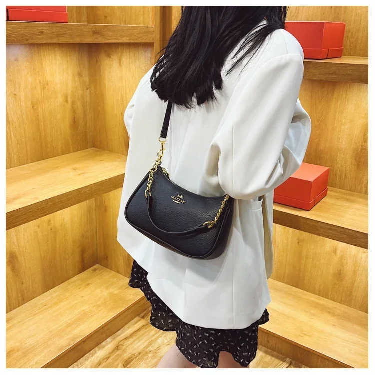 Elegant Women's Leather Classic Designer Shoulder Tote Bag Luxury Fashion Crossbody Handbag For Modern Outfits Diaper Bags