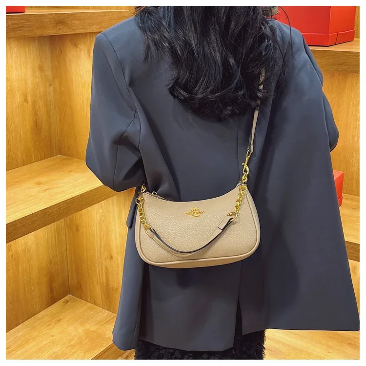 Elegant Women's Leather Classic Designer Shoulder Tote Bag Luxury Fashion Crossbody Handbag For Modern Outfits Diaper Bags