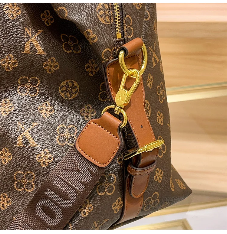 Trendy Paris Fashion Diaper Bag For Women Elegant Leather Crossbody Handbag Designer Minimalist Retro Messenger Purse And Tote