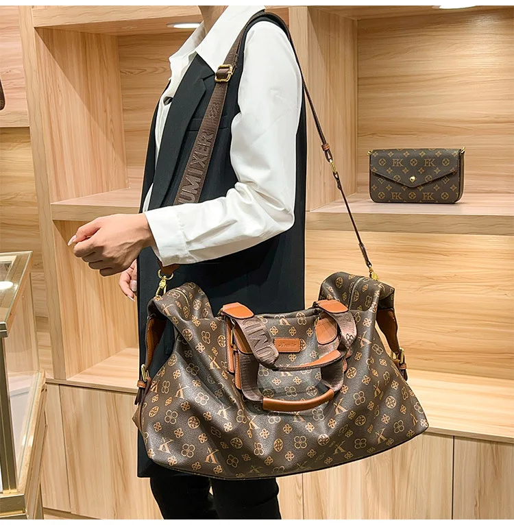 Trendy Paris Fashion Diaper Bag For Women Elegant Leather Crossbody Handbag Designer Minimalist Retro Messenger Purse And Tote