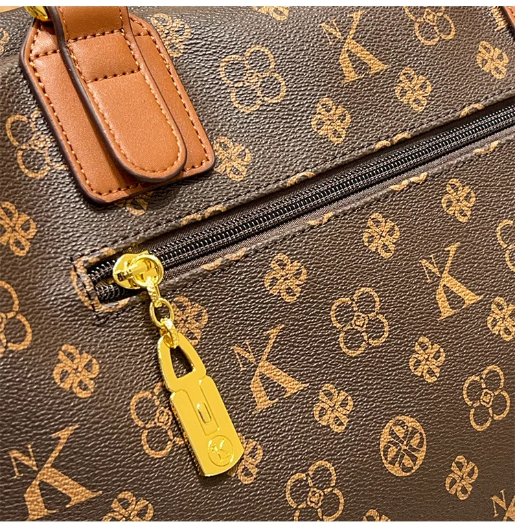 Trendy Paris Fashion Diaper Bag For Women Elegant Leather Crossbody Handbag Designer Minimalist Retro Messenger Purse And Tote