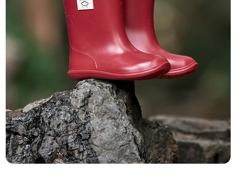 2026 New Kids Anti Slip Rain Boots Soft Waterproof Rubber Shoes Comfortable Wear Resistant Casual Water Boots For Boys Girls