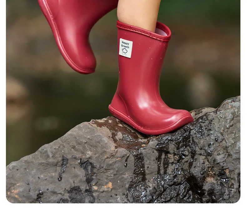 2026 New Kids Anti Slip Rain Boots Soft Waterproof Rubber Shoes Comfortable Wear Resistant Casual Water Boots For Boys Girls