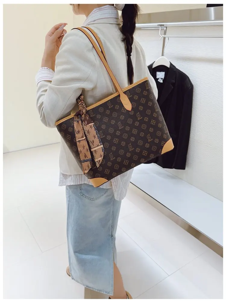 Fashionable Diaper Bag For Ladies Solid Color Leather Shoulder Purse Trendy Clutch Mini Messenger Elegant Casual Commuter Style