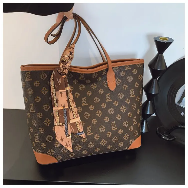 Fashionable Diaper Bag For Ladies Solid Color Leather Shoulder Purse Trendy Clutch Mini Messenger Elegant Casual Commuter Style