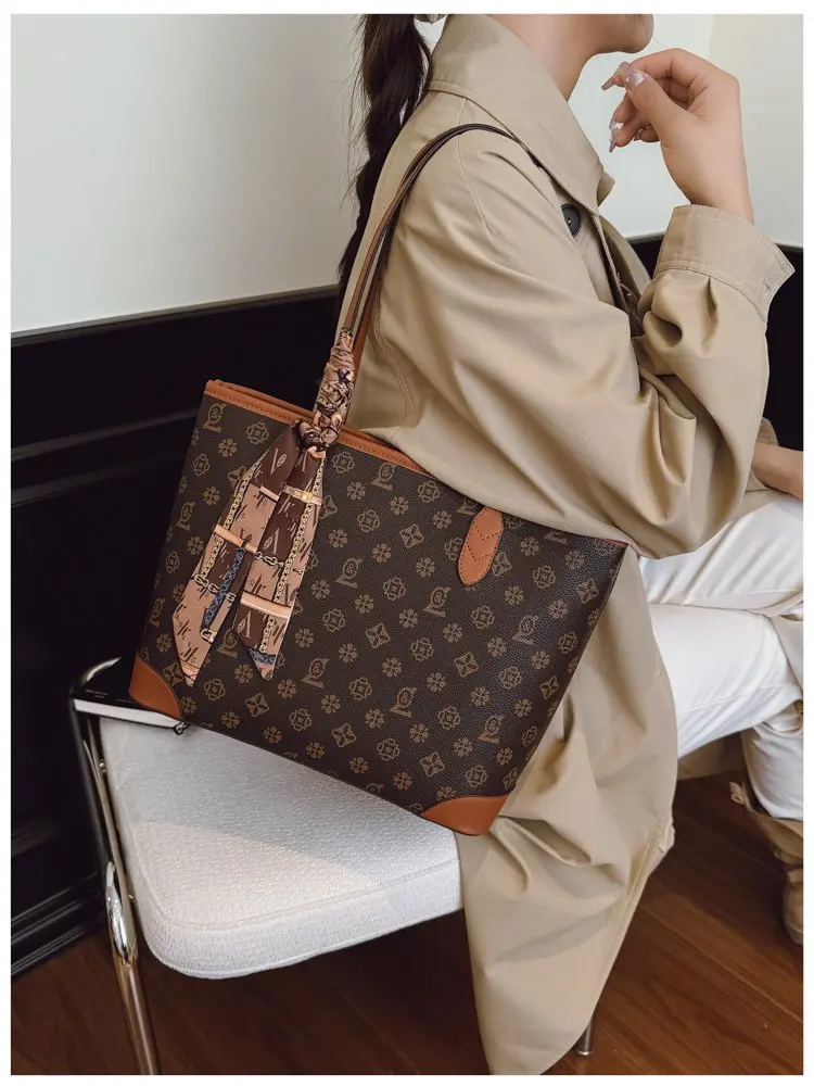 Fashionable Diaper Bag For Ladies Solid Color Leather Shoulder Purse Trendy Clutch Mini Messenger Elegant Casual Commuter Style