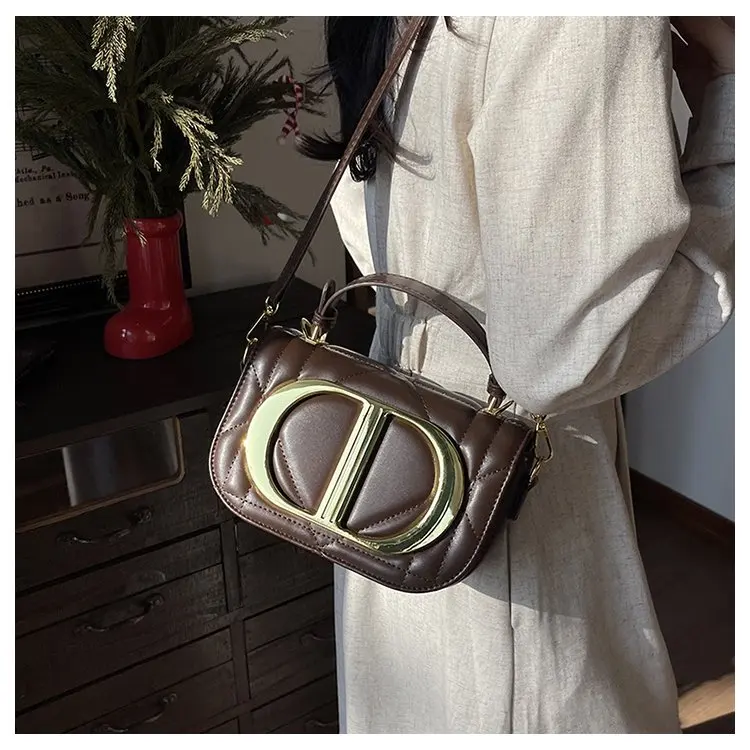 Sophisticated Diaper Bag Women's Leather Crossbody Bag Luxury Vintage Tote Minimalist Designer Large Capacity Elegant