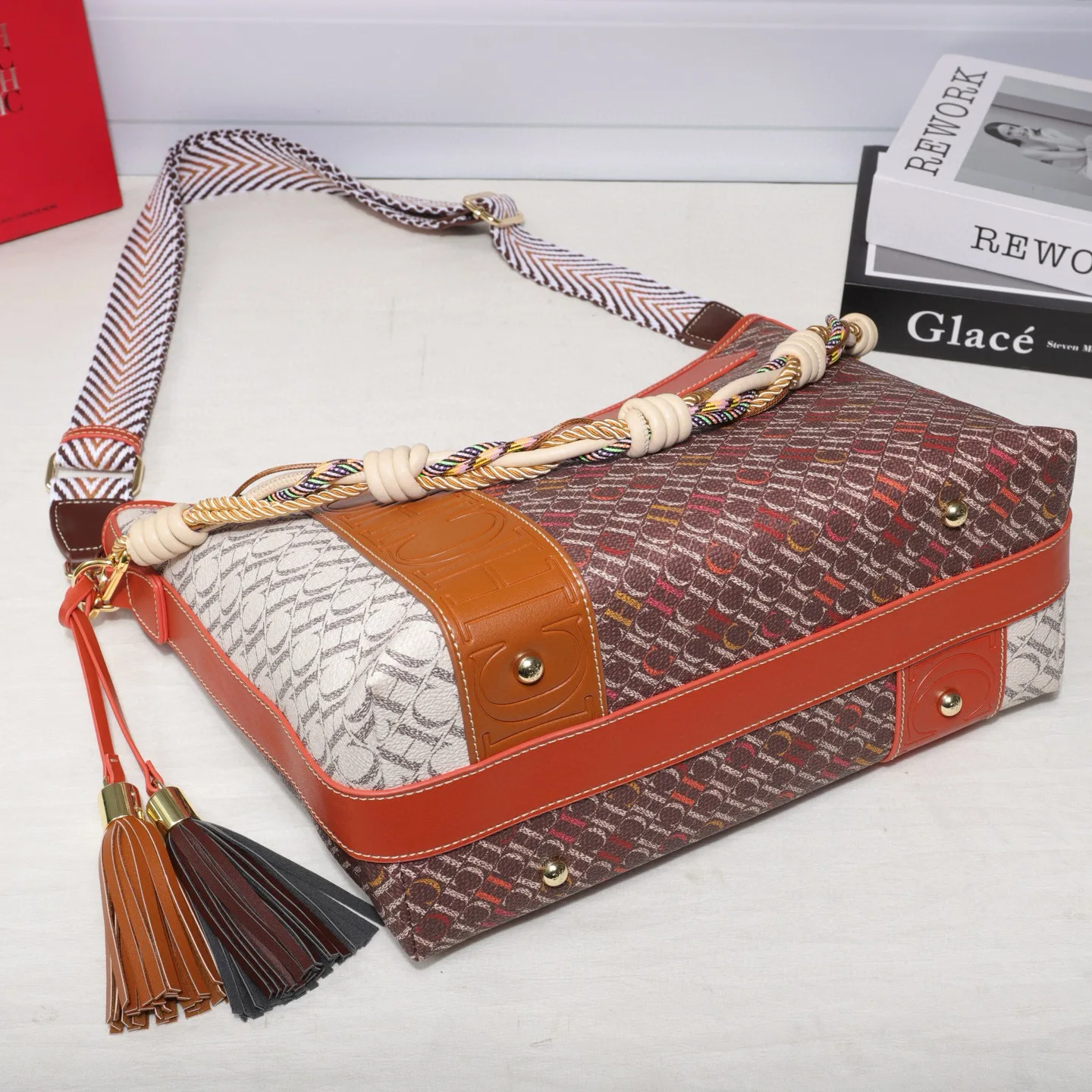 Women Shoulder Bag Premium Quality Multi Purpose Hand Carry Crossbody Bag Fashion Alphabet Print for Work and Casual
