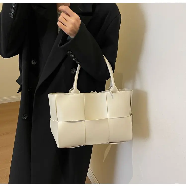 Stylish Retro-Inspired Diaper Bag Handbag Tote Crossbody Errands Run Large Capacity Exquisite Charming Dainty Elegant