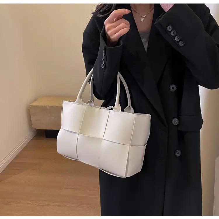 Stylish Retro-Inspired Diaper Bag Handbag Tote Crossbody Errands Run Large Capacity Exquisite Charming Dainty Elegant