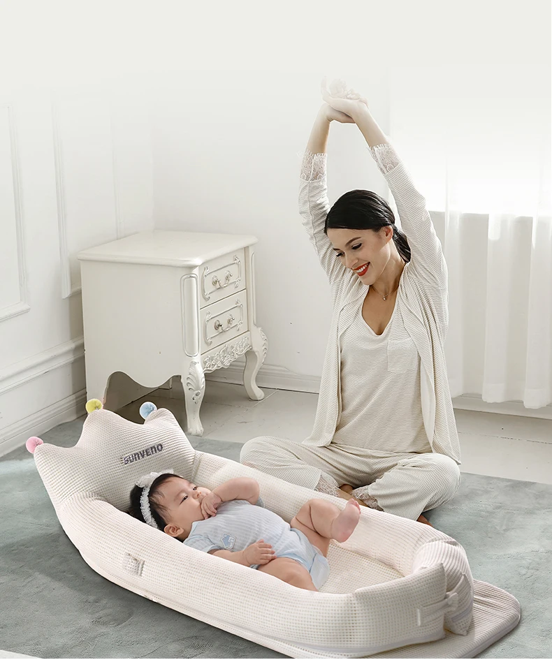 Sunveno Baby Lounger Middle Bed Cot For Newborn Breathable Fabric Expandable Comforter for Infants And Babies