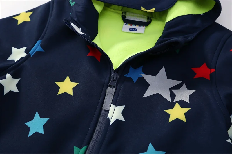 Children's soft shell waterproof jumpsuit for boys and girls one-piece romper to keep warm, waterproof, windproof and velvet