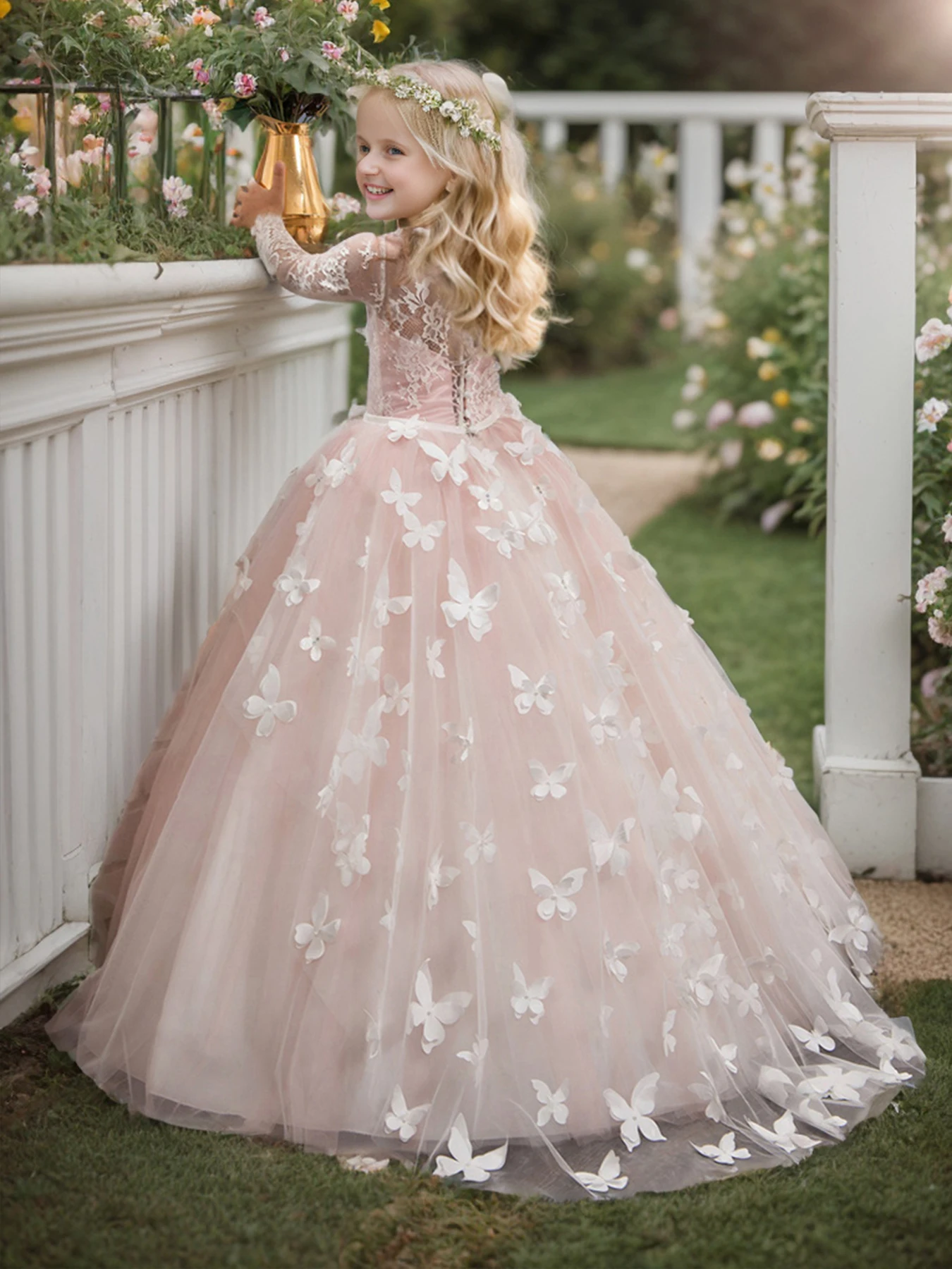 Elegant and Lovely butterfly Floor Mopping Flower Girl Wedding Dress, Lace Long-Sleeved Ball Dress