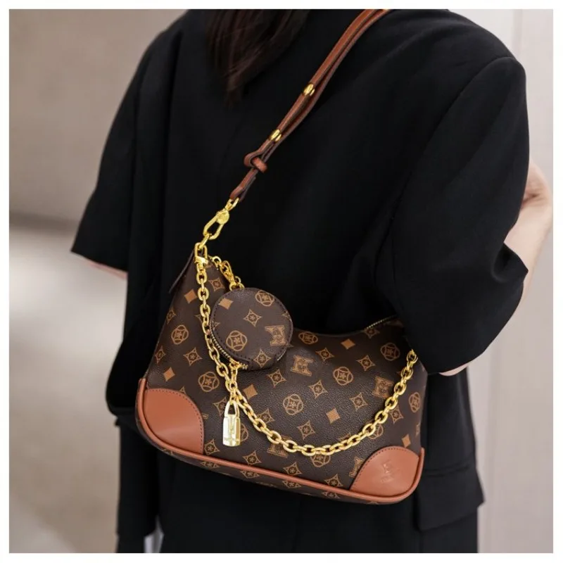 High-End Designer Paris Diaper Bag For Women Letter Logo Leather Tote With Fashionable Crossbody And Stylish Shoulder Strap