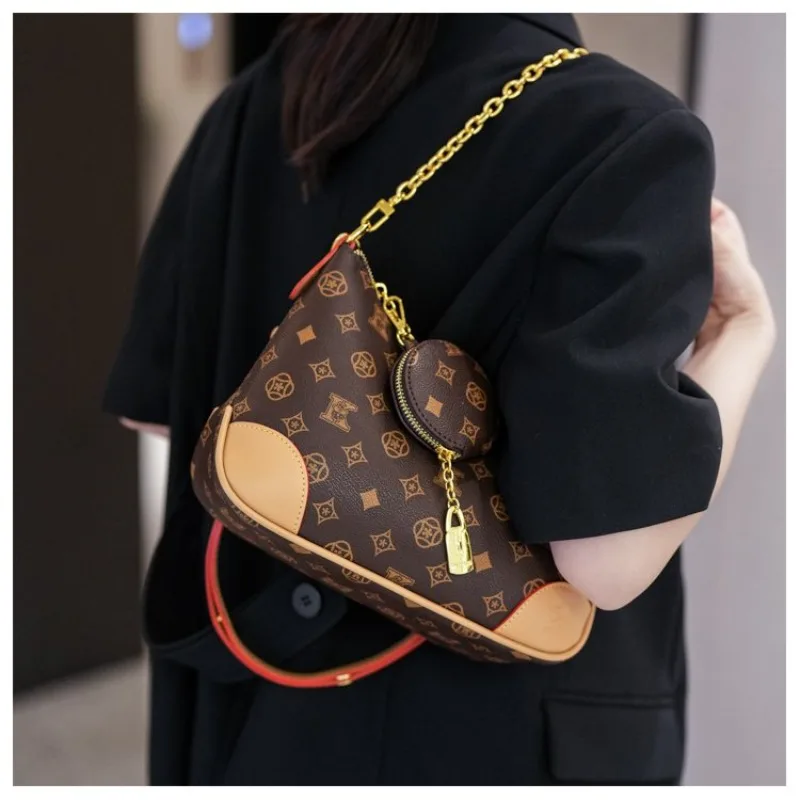High-End Designer Paris Diaper Bag For Women Letter Logo Leather Tote With Fashionable Crossbody And Stylish Shoulder Strap
