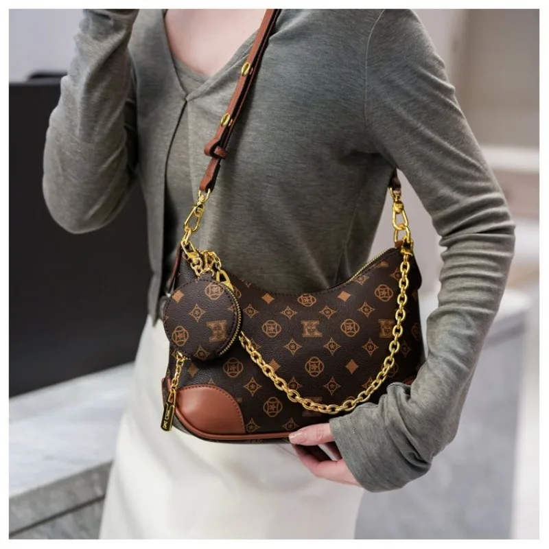 High-End Designer Paris Diaper Bag For Women Letter Logo Leather Tote With Fashionable Crossbody And Stylish Shoulder Strap