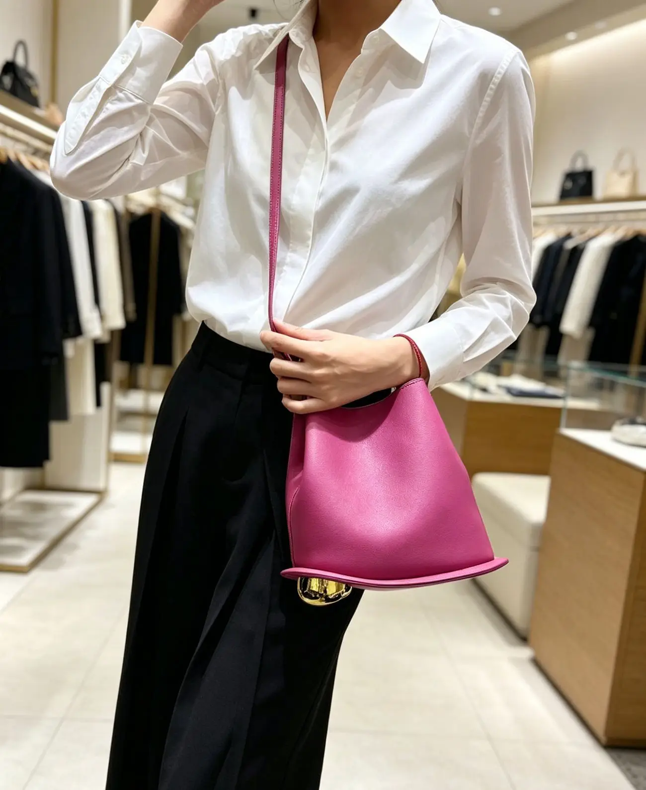 Elegant Vintage Designer Diaper Bag: Luxury Crossbody Messenger Bag For Women With Unique Style And Large Capacity For Tote