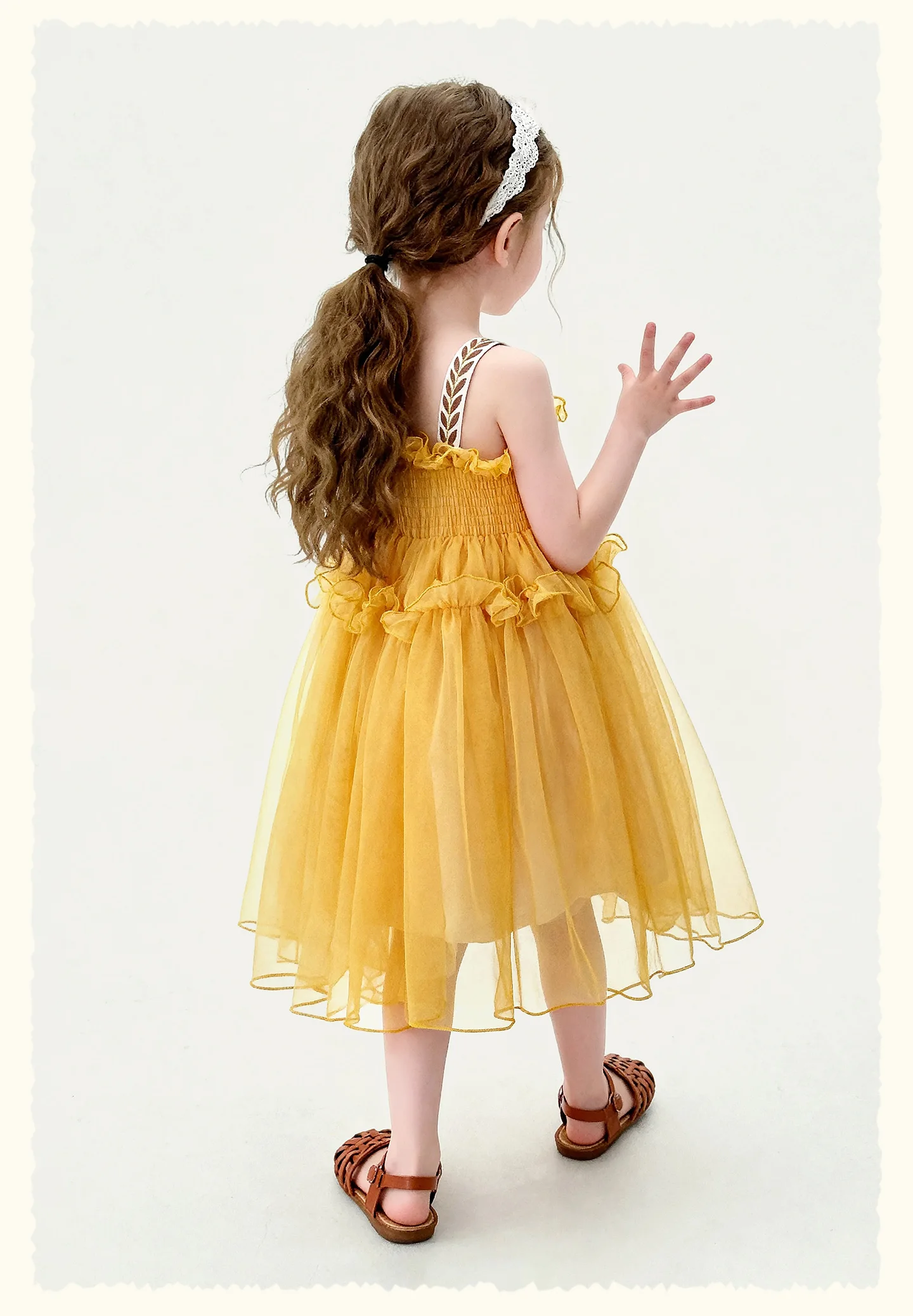 Amila 2026 Summer New Girls' Dress With Soft Mesh Gentle Temperament Sweet And Cute Fluffy Camisole Vest Skirt