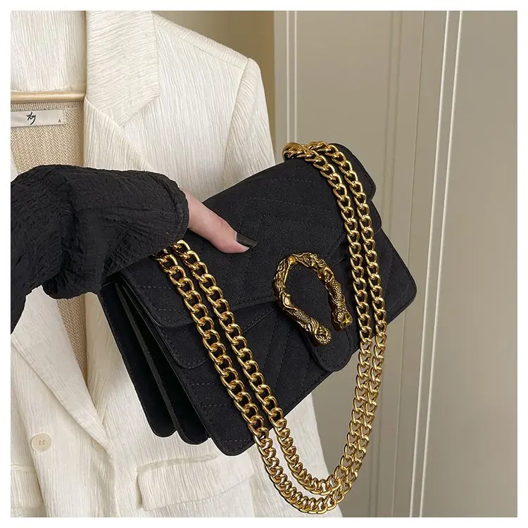 Graceful Elegant Diaper Bag One Shoulder Baby Care Office Event Mom Exquisite Stylish Glamorous Timeless Versatile Functional