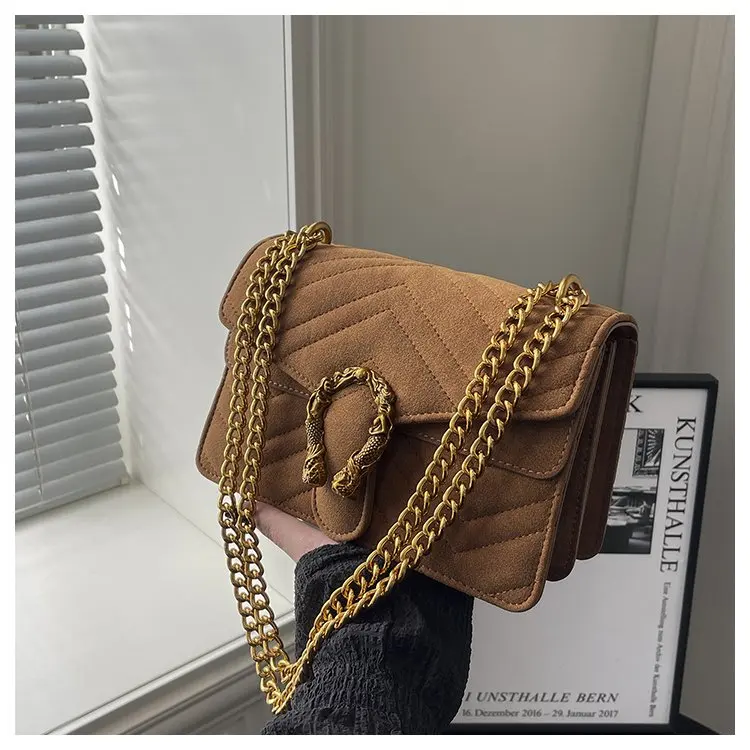 Graceful Elegant Diaper Bag One Shoulder Baby Care Office Event Mom Exquisite Stylish Glamorous Timeless Versatile Functional