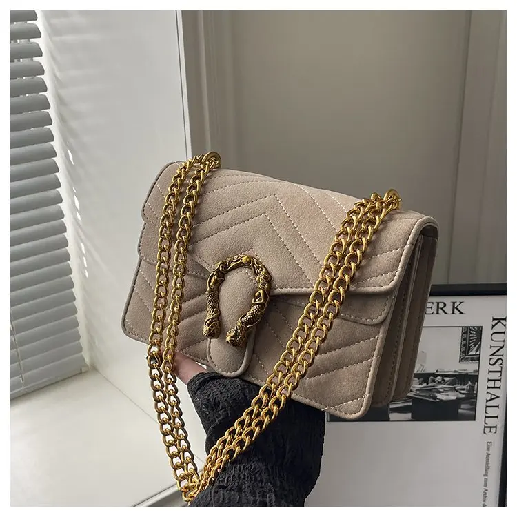 Graceful Elegant Diaper Bag One Shoulder Baby Care Office Event Mom Exquisite Stylish Glamorous Timeless Versatile Functional