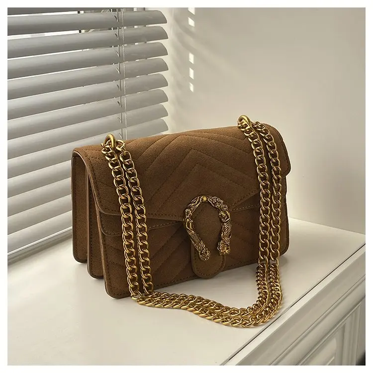 Graceful Elegant Diaper Bag One Shoulder Baby Care Office Event Mom Exquisite Stylish Glamorous Timeless Versatile Functional