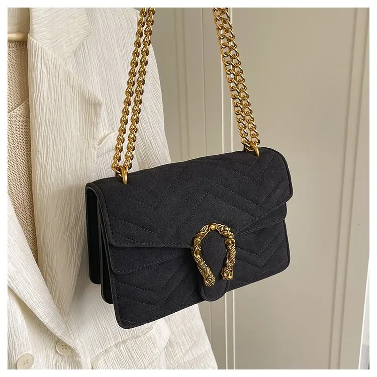 Graceful Elegant Diaper Bag One Shoulder Baby Care Office Event Mom Exquisite Stylish Glamorous Timeless Versatile Functional
