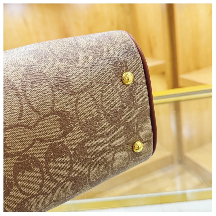 Elegant Women's Leather Fashion Shoulder Tote Bag Classic Designer Crossbody Handbag Luxury Style For Stylish Ladies