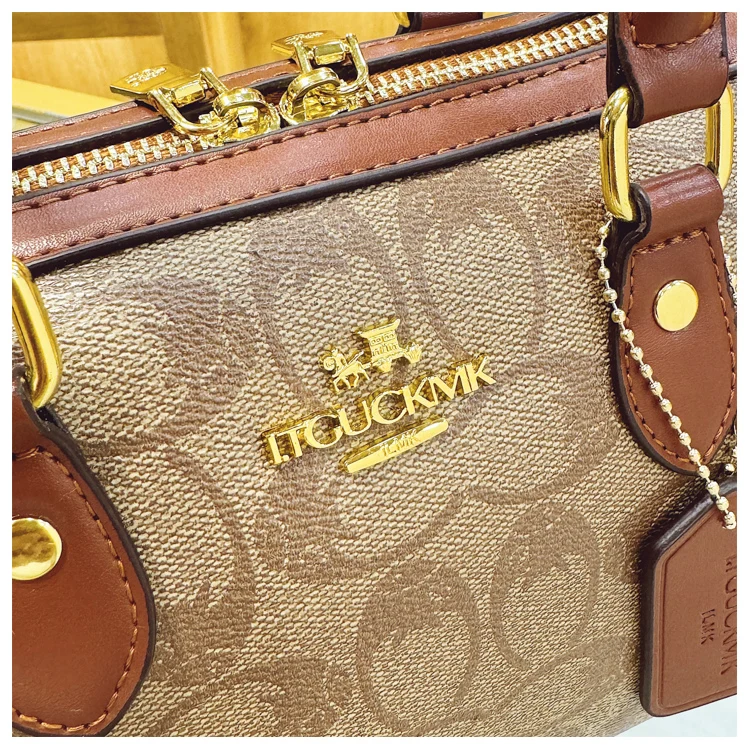 Elegant Women's Leather Fashion Shoulder Tote Bag Classic Designer Crossbody Handbag Luxury Style For Stylish Ladies