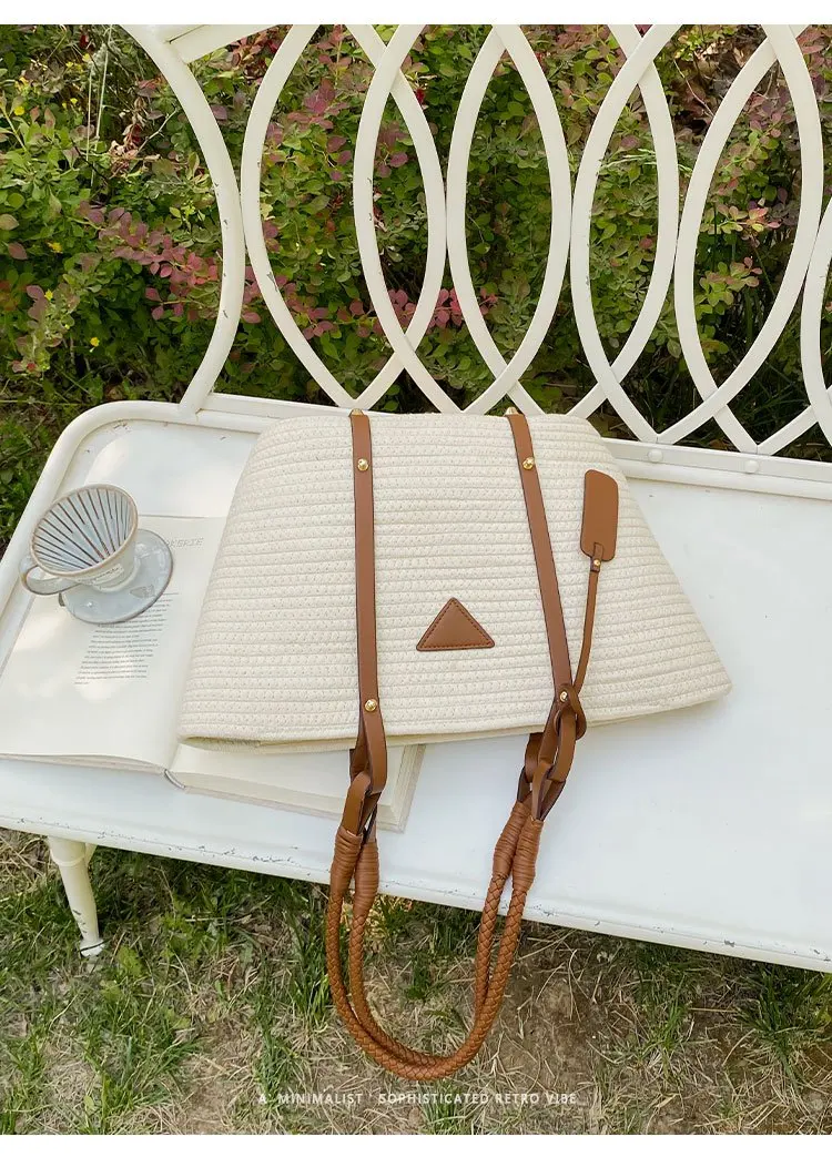 Modern luxury portable women's bag, fashionable personalized chain shoulder bag, elegant design women's handbag
