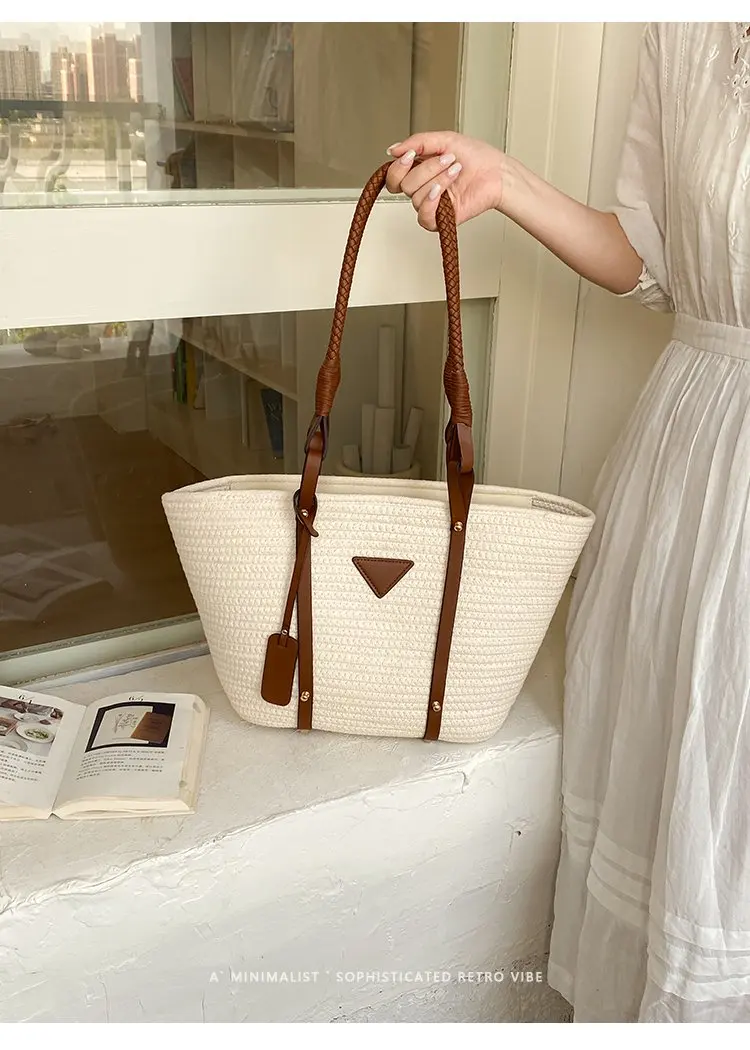 Modern luxury portable women's bag, fashionable personalized chain shoulder bag, elegant design women's handbag